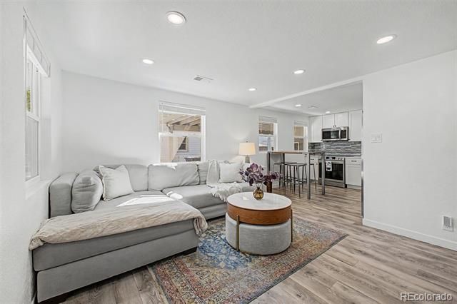 6970 Reno Drive, Arvada, CO 80002