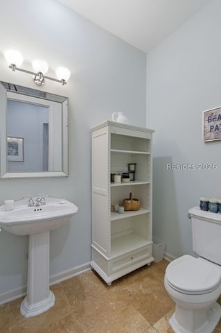 2 Holly Ln, Bluffton, SC 29909