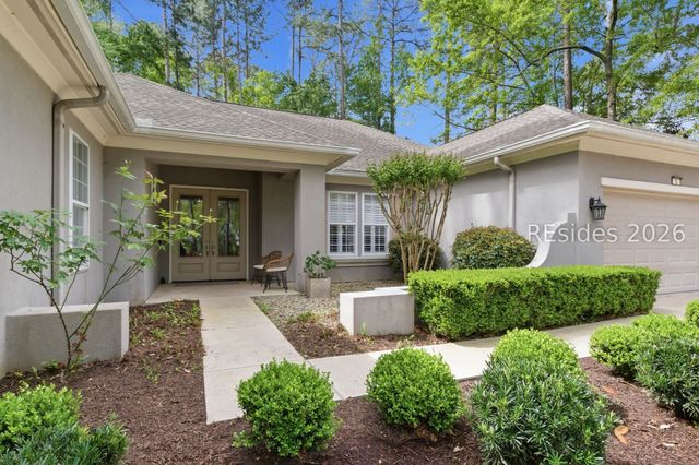 2 Holly Ln, Bluffton, SC 29909