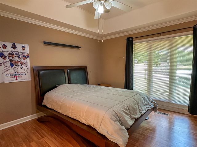 86 Cherokee Road, Cherokee Village, AR 72529