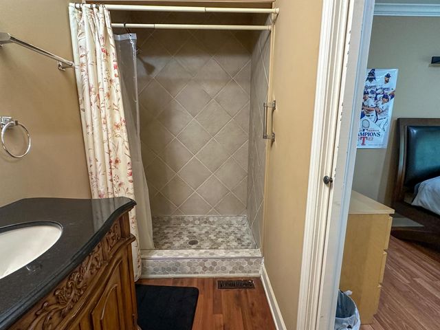 86 Cherokee Road, Cherokee Village, AR 72529