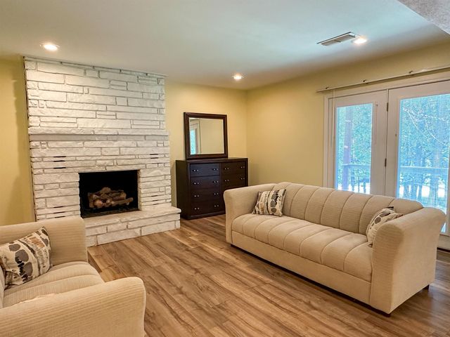 86 Cherokee Road, Cherokee Village, AR 72529