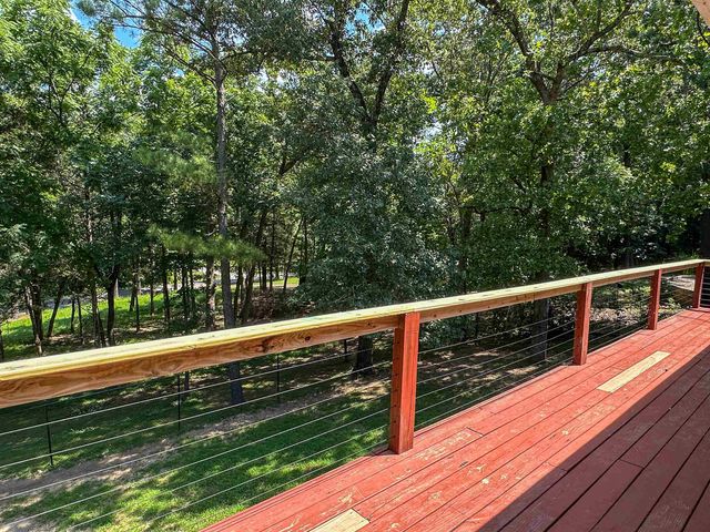 86 Cherokee Road, Cherokee Village, AR 72529