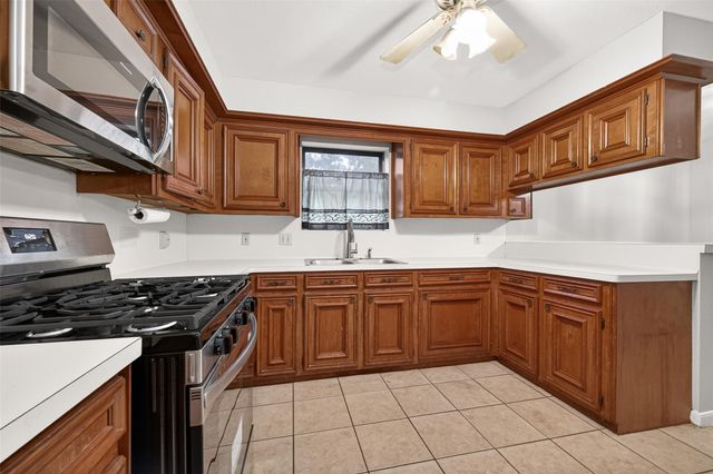 25131 Thrushwood Lane, Spring, TX 77373