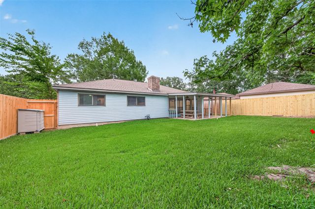 25131 Thrushwood Lane, Spring, TX 77373