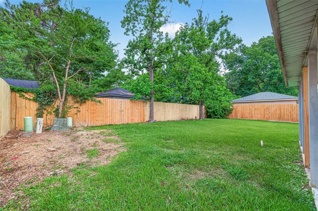 25131 Thrushwood Lane, Spring, TX 77373