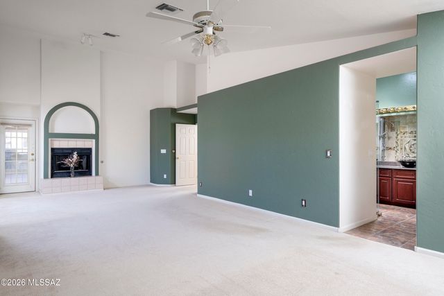 1820 W Wimbledon Way, Oro Valley, AZ 85737