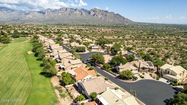 1820 W Wimbledon Way, Oro Valley, AZ 85737