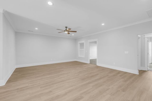 1960 Grace Johns Cir, Murfreesboro, TN 37128