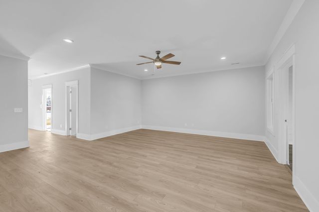 1960 Grace Johns Cir, Murfreesboro, TN 37128