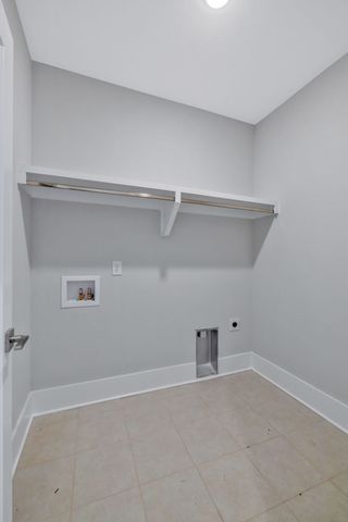 1960 Grace Johns Cir, Murfreesboro, TN 37128