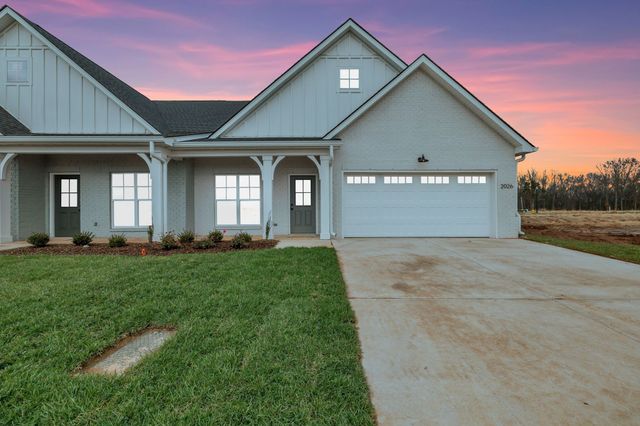 1960 Grace Johns Cir, Murfreesboro, TN 37128