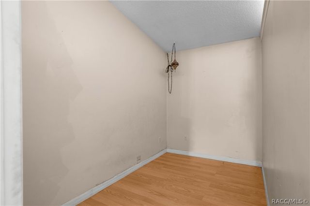 1711 N Croft Avenue, Inverness, FL 34453