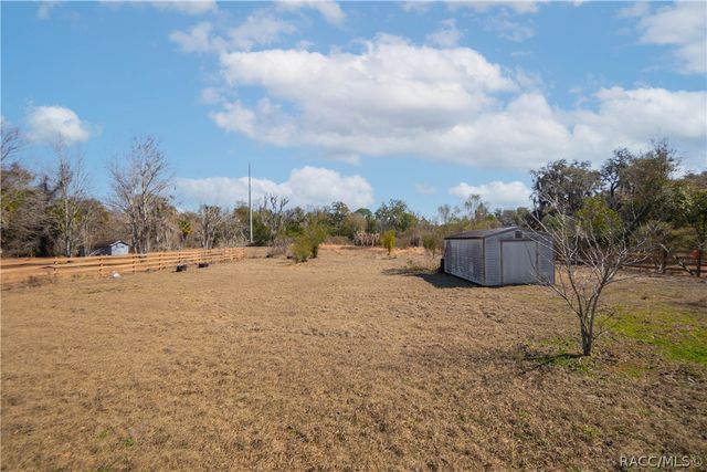 1711 N Croft Avenue, Inverness, FL 34453