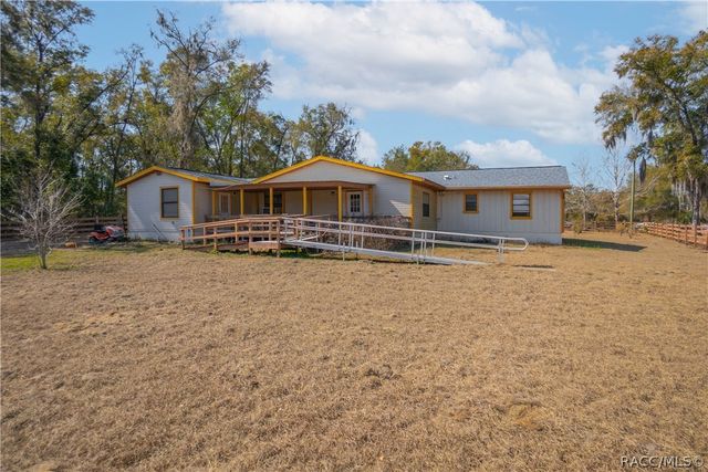 1711 N Croft Avenue, Inverness, FL 34453