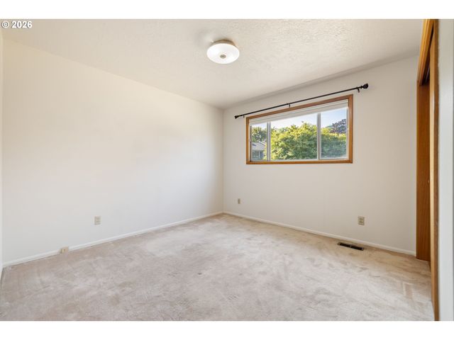 3360 Ne 133RD Ave, Portland, OR 97230