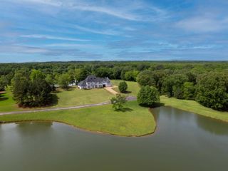 245 CYPRESS LAKE CV, Lakeland, TN 38002