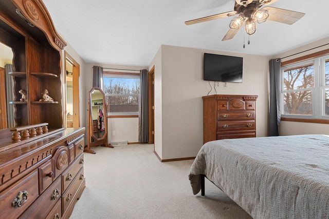 2441 INGOLD COURT, Green Bay, WI 54313