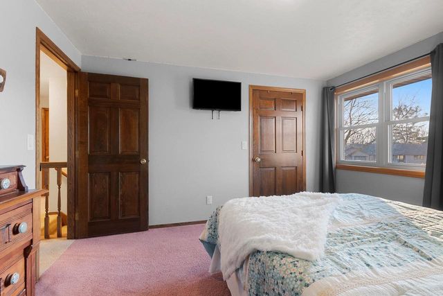 2441 INGOLD COURT, Green Bay, WI 54313