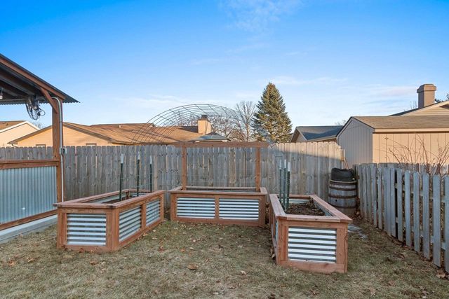 2441 INGOLD COURT, Green Bay, WI 54313