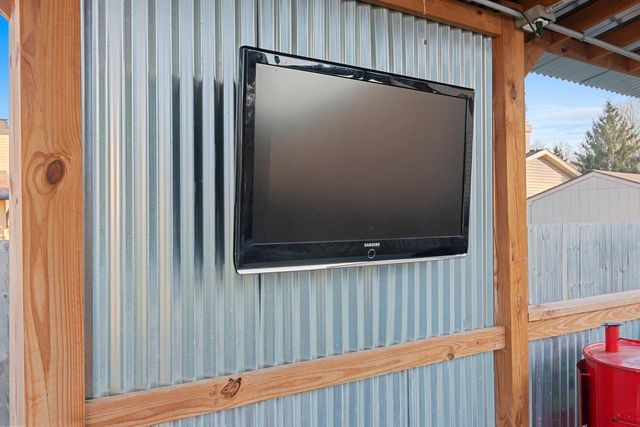 2441 INGOLD COURT, Green Bay, WI 54313