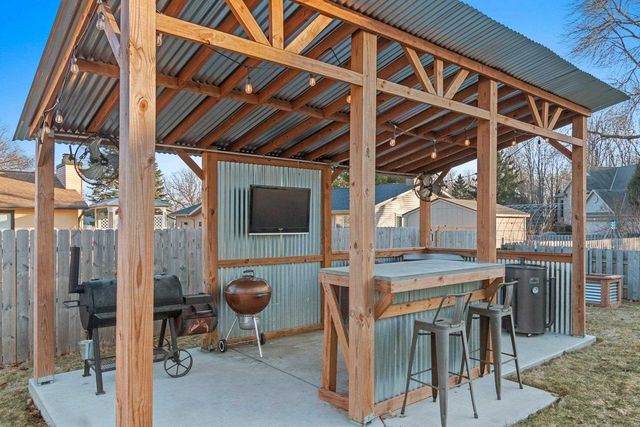 2441 INGOLD COURT, Green Bay, WI 54313