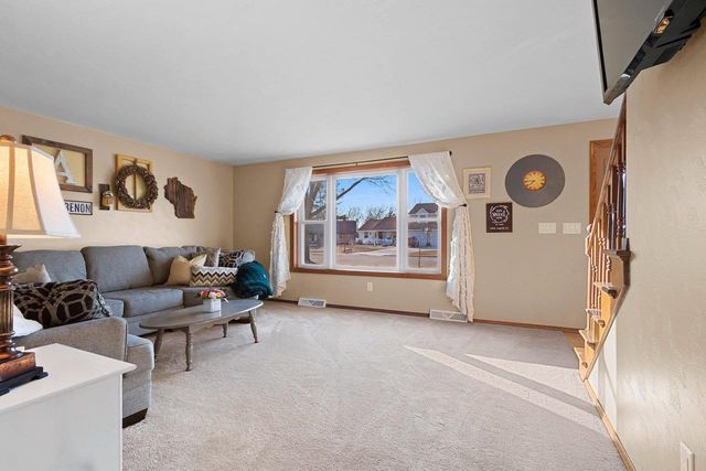 2441 INGOLD COURT, Green Bay, WI 54313