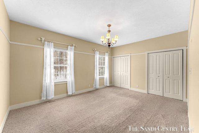 601 Lakeview Lane 1, Spring Lake, MI 49456