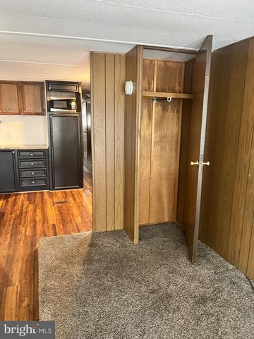 17813 SHERMAN AVE, Hagerstown, MD 21740