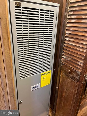 17813 SHERMAN AVE, Hagerstown, MD 21740