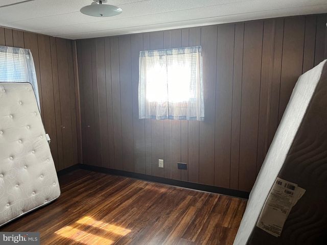 17813 SHERMAN AVE, Hagerstown, MD 21740