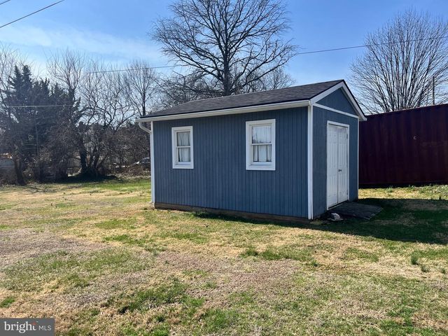 17813 SHERMAN AVE, Hagerstown, MD 21740