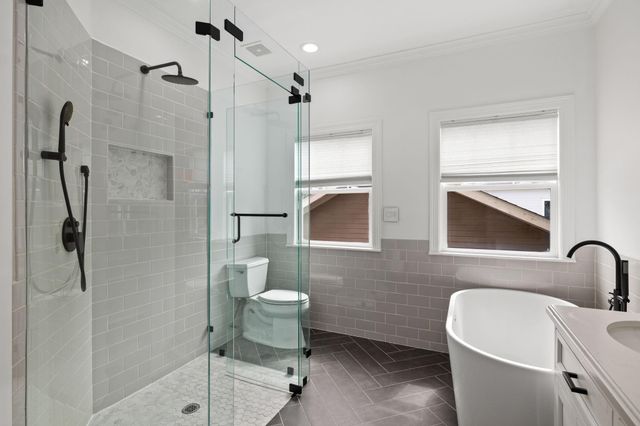 948 Ashland Street, Houston, TX 77008