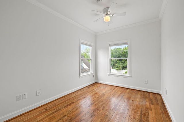 948 Ashland Street, Houston, TX 77008