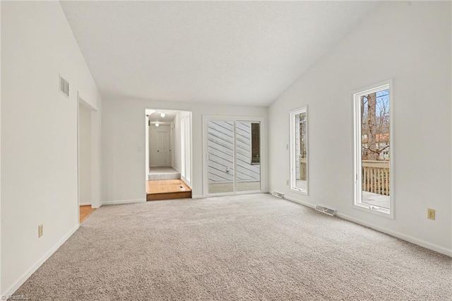 1711 Hanging Valley Court, Kernersville, NC 27284