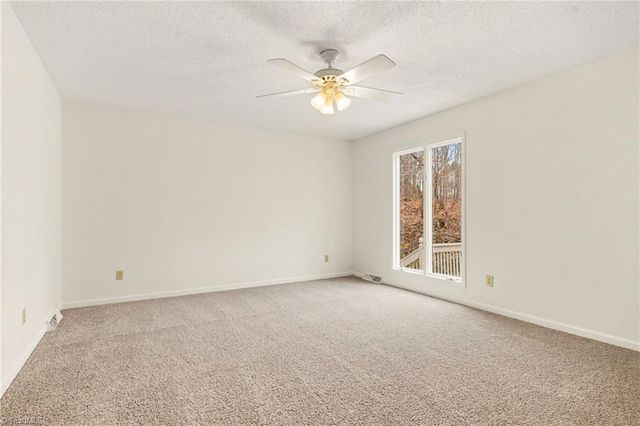 1711 Hanging Valley Court, Kernersville, NC 27284