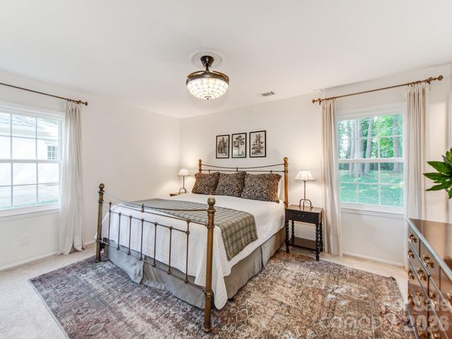 6821 Old Post Road, Charlotte, NC 28212