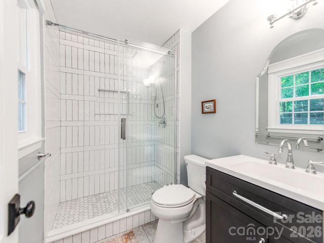 6821 Old Post Road, Charlotte, NC 28212