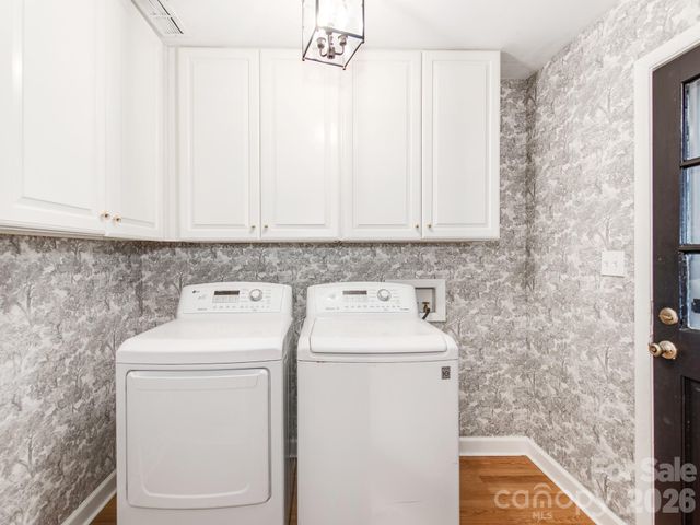 6821 Old Post Road, Charlotte, NC 28212