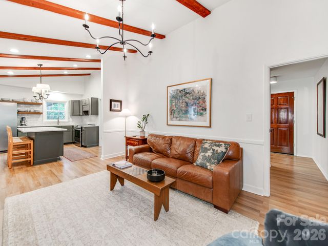 6821 Old Post Road, Charlotte, NC 28212