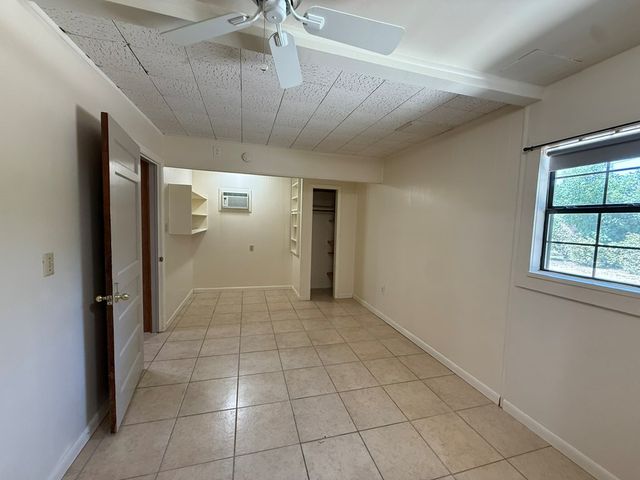 516 Harper Rd, Kerrville, TX 78028