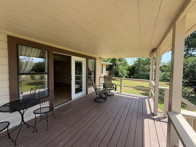 516 Harper Rd, Kerrville, TX 78028