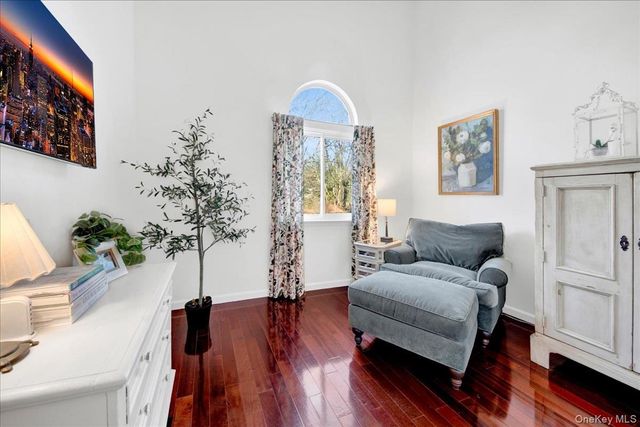 21 Arbor Way 21, Peekskill, NY 10566