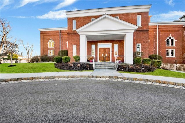 21 Arbor Way 21, Peekskill, NY 10566