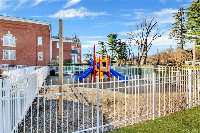 21 Arbor Way 21, Peekskill, NY 10566