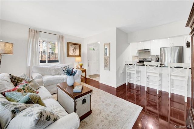 21 Arbor Way 21, Peekskill, NY 10566