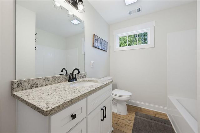 566 Roper Drive, Clarkesville, GA 30523