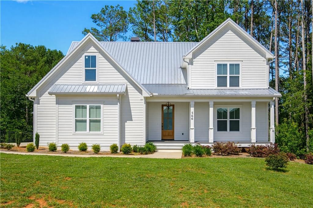 566 Roper Drive, Clarkesville, GA 30523