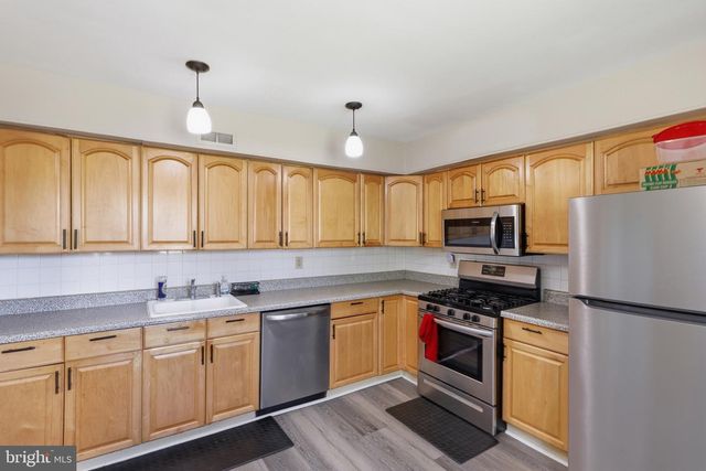 5 MCKINLEY AVE, Norwood, PA 19074