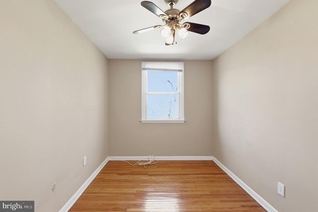 5 MCKINLEY AVE, Norwood, PA 19074